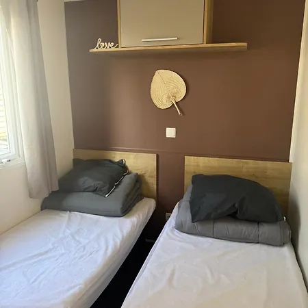 Apartament O Coeur D'eden ,2 Mobilhomes L'original Et Le Bo'aime