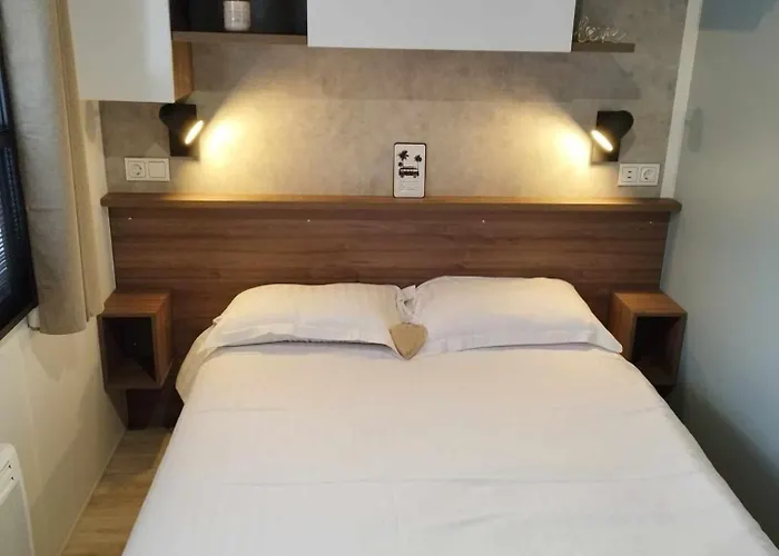 아파트 O Coeur D'eden ,2 Mobilhomes L'original Et Le Bo'aime *