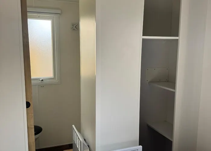 O Coeur D'eden ,2 Mobilhomes L'original Et Le Bo'aime * 피리악-쉬르-메르